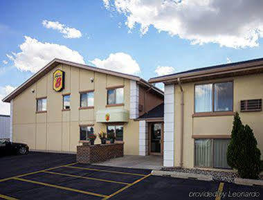 Super 8 By Wyndham Marshall Mn Hotel Exterior foto